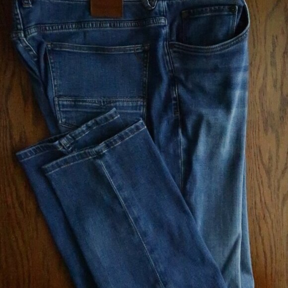 Tommy Bahama Island Sands Stretch Denim Jeans (36x34) OMG Soft 🌴 - Picture 2 of 11